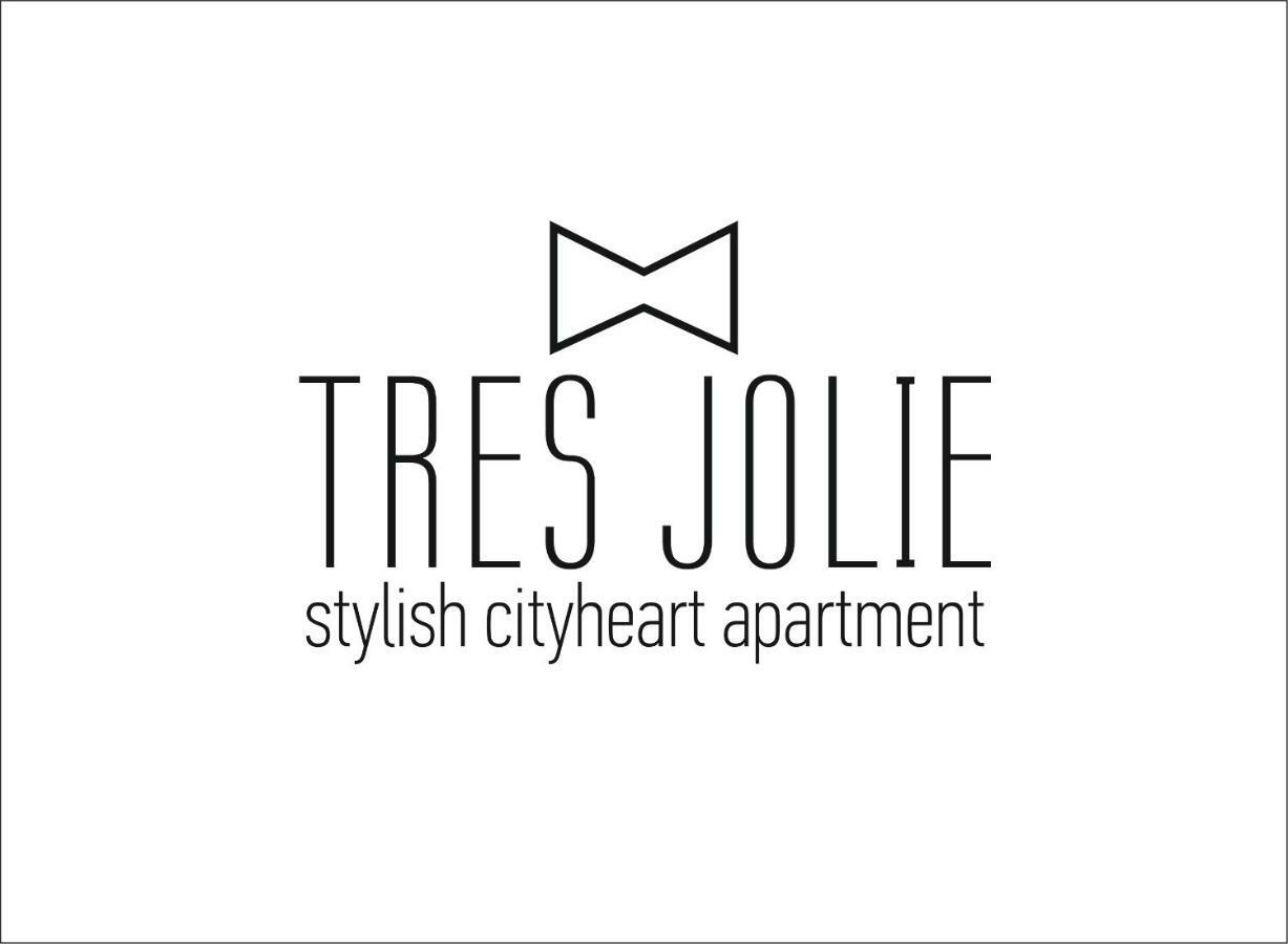 Tres Jolie - Stylish Cityheart Apartament *